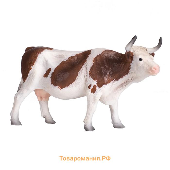 Фигурка Konik «Симментальская корова»