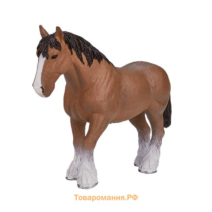 Фигурка Konik «Лошадь Клейдесдаль, коричневая»